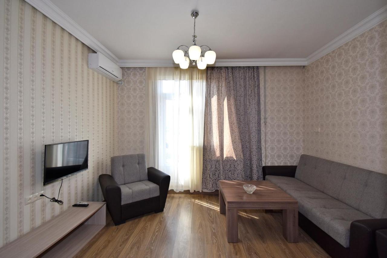 Apartment In Yerevan 9,9 外观 照片